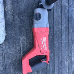 Milwaukee Fuel M18 Rotary Hammer 