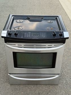 Kenmore Range / Oven
