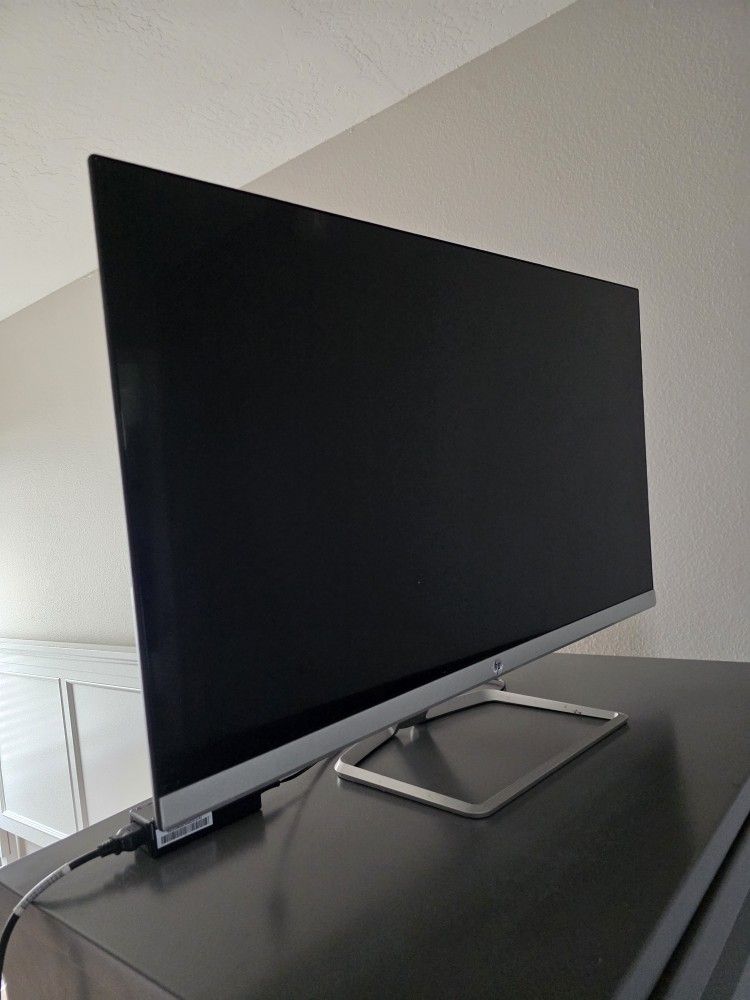 HP 32F MONITOR