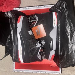 Jordan 4s Retro Bred
