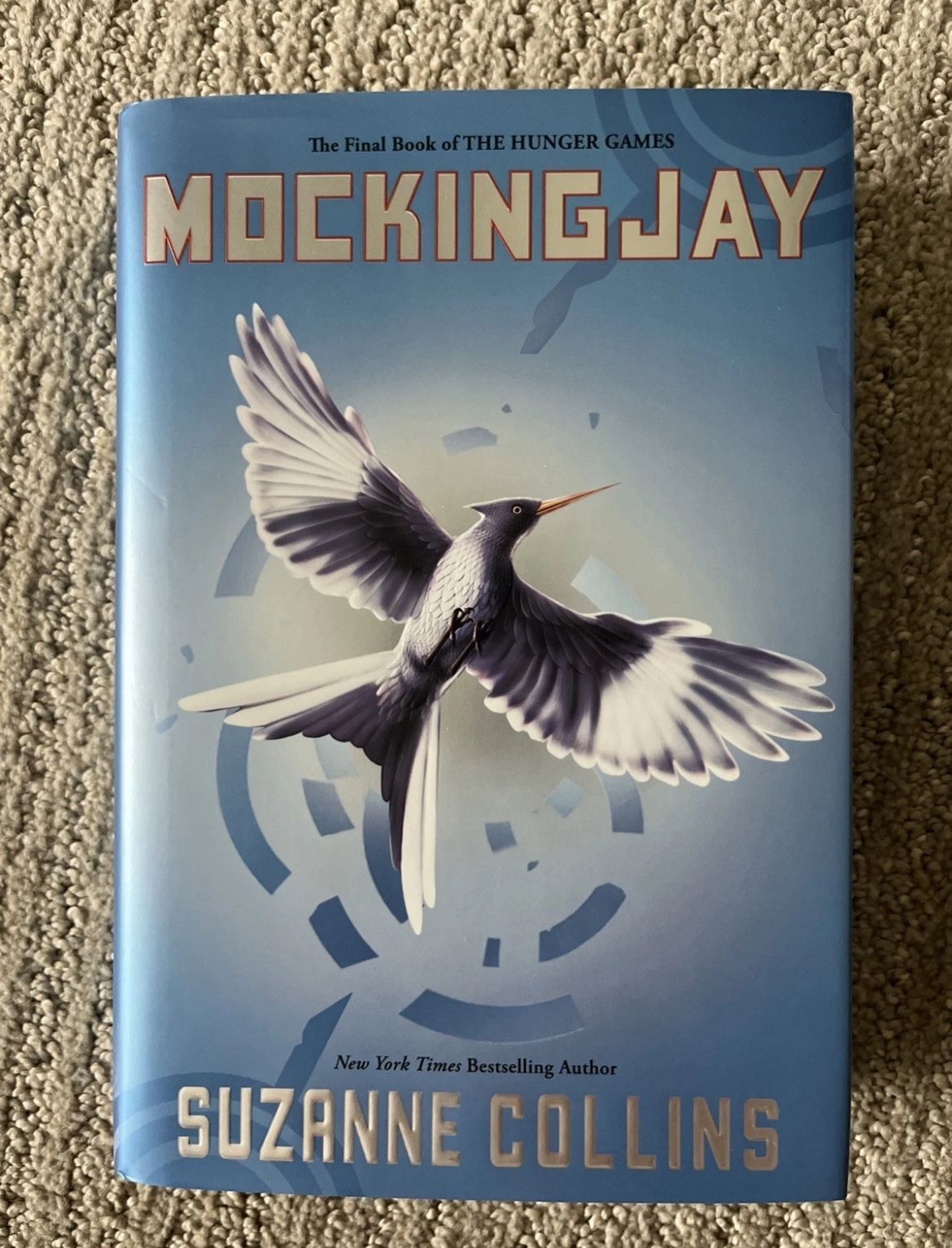 Mockingjay (Hunger Games, Book Three) by Suzanne Collins (2010, Hardcover)