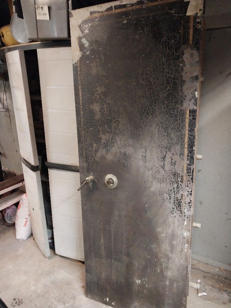 Volt Door