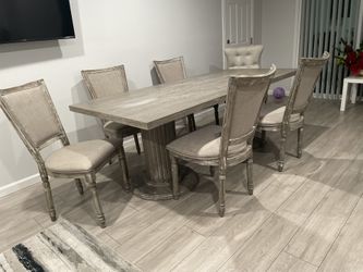 Dining Table And 6 Chairs