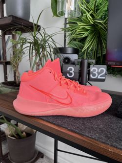 Nike Kyrie Flytrap 4 Crimson Pulse Hyper Crimson