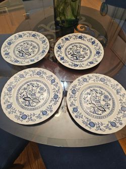 $40.00 - Blue Heritage, England Dinner Plates, Set of (4)!  10"/Like New!
