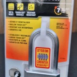 Master Lock M176XDLH Heavy Duty Outdoor Combination Lock New Not-Opened