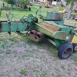 John Deere 216 Wire Tie Hay Baler