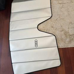 Audi Q5 Sunshade
