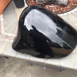 2001 Hayabusa back seat fairing in good shape needs buffing out. $40