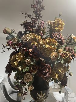 floral Arrangement Decour