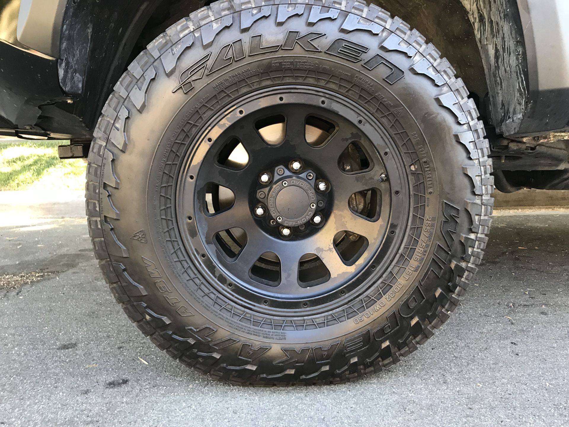 Wheels and tires! Set of 4. Used. 265/75/16 falken wildpeak at3w with 16” wheels