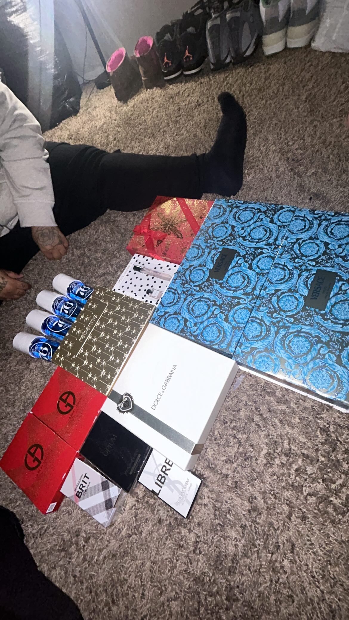 Perfume & Cologne
