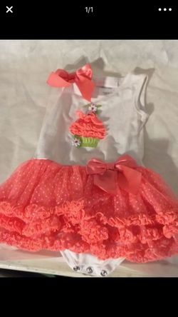 Super cute romper 12 months