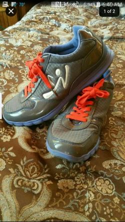 Zumba shoes 7 and half ..like new