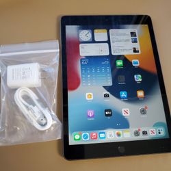Apple iPad 7 - Wifi - Like New 