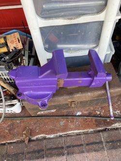 Craftsman Bench vise  No (contact info removed)1