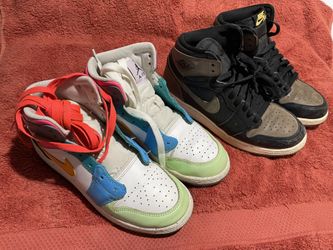 Youth Sneakers Size 6