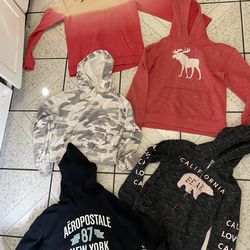 Kids sweaters size14/16