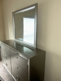 Dresser/mirror with wear and tear