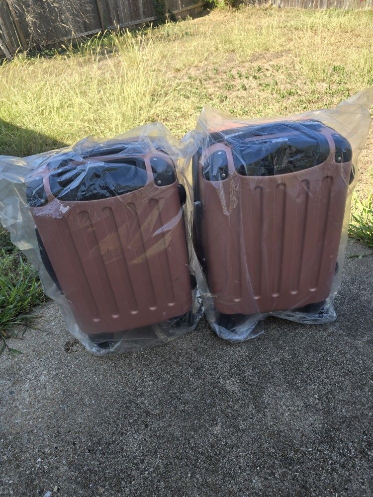 Amazon Basics 3 Piece Luggage Set,carry On, Tote Bag ,compact Pouch - NeW