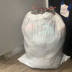 Lot Women And Kids Clothes . Mix Sizes ! Only $10 