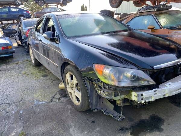 PARTING OUT ~ 2005 Acura RL