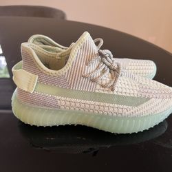 New Green Women’s Sneakers! Size 38
