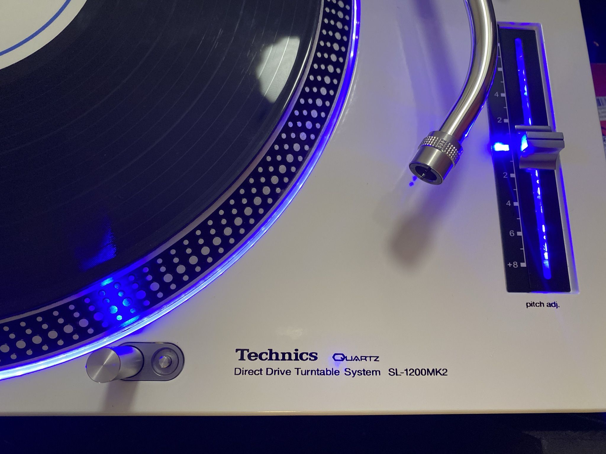 Technics Sl1200mk2 Beautiful Gloss White Pro Dj turntables!!! for Sale