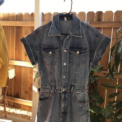 Zara Overall