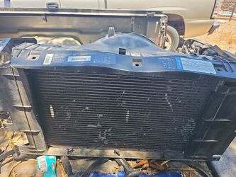 Used 98 S10 Radiator