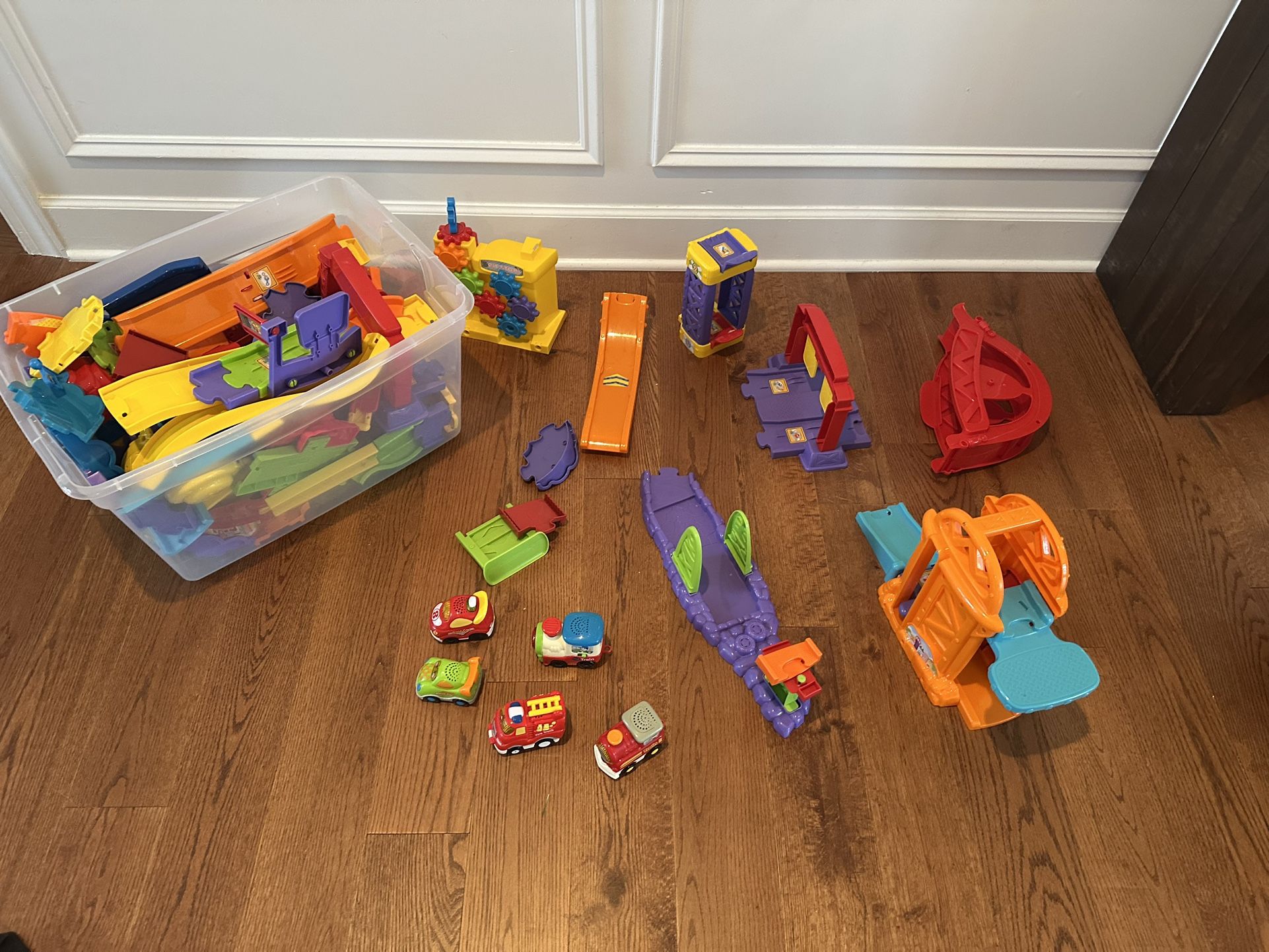 Vtech Go Go Smart. Train Playset