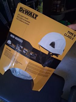 Construction helmet