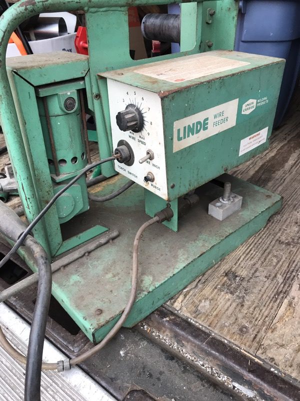Linde wire feeder. Mig welder Union carbide welding products