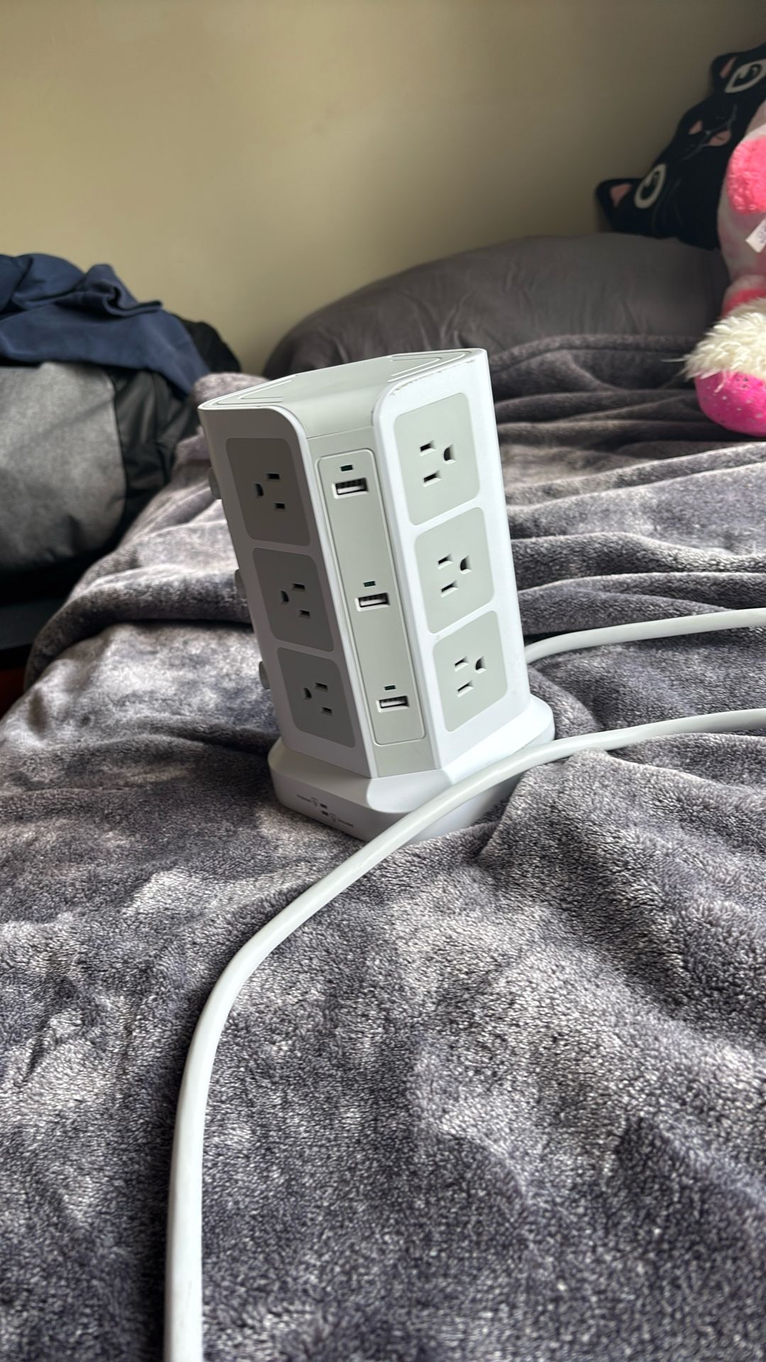 Vertical Power Socket