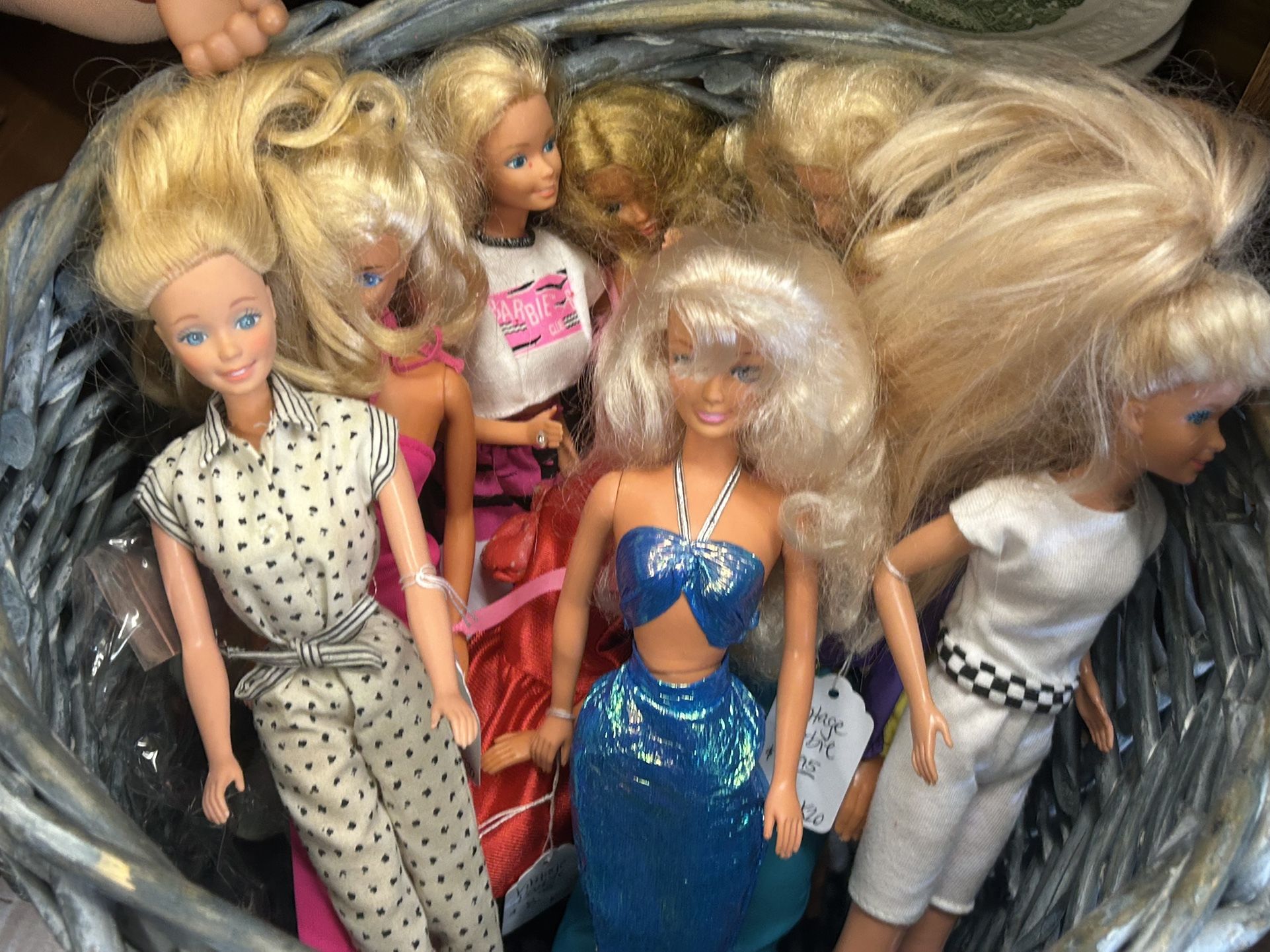 Vintage Barbies w/ Outfit