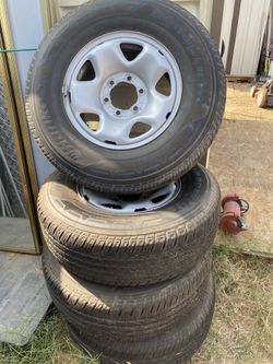 Toyota Tacoma tires