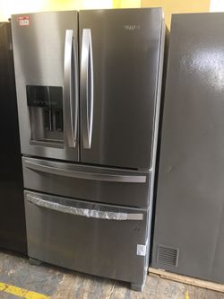 Whirlpool 4 door refrigerator