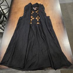 Size Medium Black Sweater Vest w/ Crochet Detail on Back. 