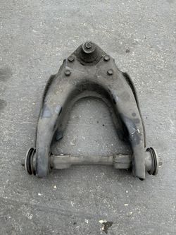 89 To 95 Upper Control Arms Toyota Pick Up