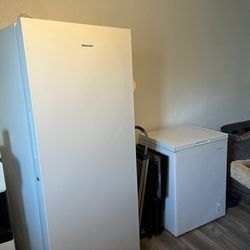Fridge/freezer OptionAnd Chest Freezer less than A Year old