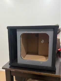 Subwoofer box 10”
