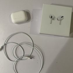 AirPods Pro (Original Box)