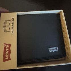 Brand New Levi’s Wallet 