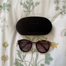 Tom Ford FT0574 MIA-02 Sunglasses with Case