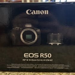 Canon EOS R50 4K Video Mirrorless Camera with RF-S 18-45mm f/4.5-6.3 IS STM Lens