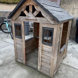FREE Kids Playhouse 