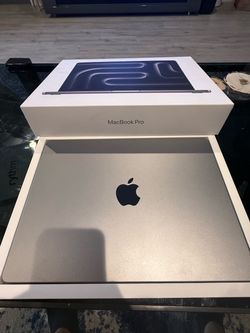 MacBook Pro M3 14 inch - 16gb Memory - 500gb SSD