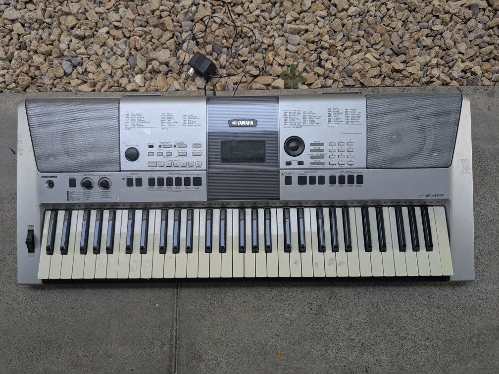 Yamaha Keyboard 