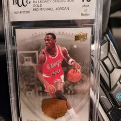 Gold Upper Deck MJ Gem 10 
