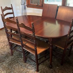 Dinning table